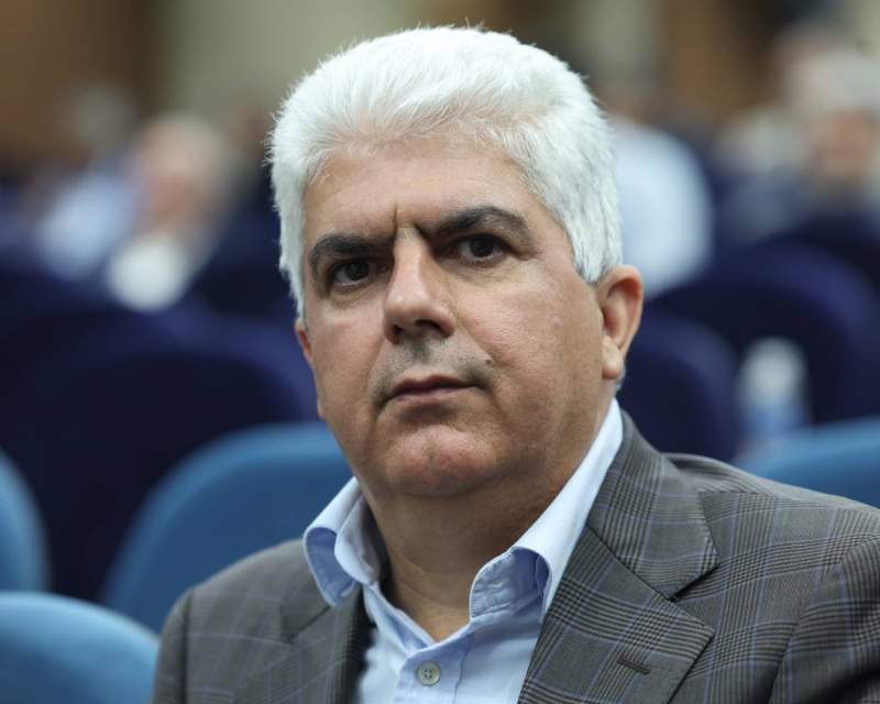 رئیس سندیکای صنایع دارویی: اختلال حمل مواد اولیه از هند و چین جدی است