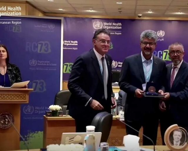سازمان جهانی بهداشت از پزشک ایرانی برای کنترل سرطان تقدیر کرد